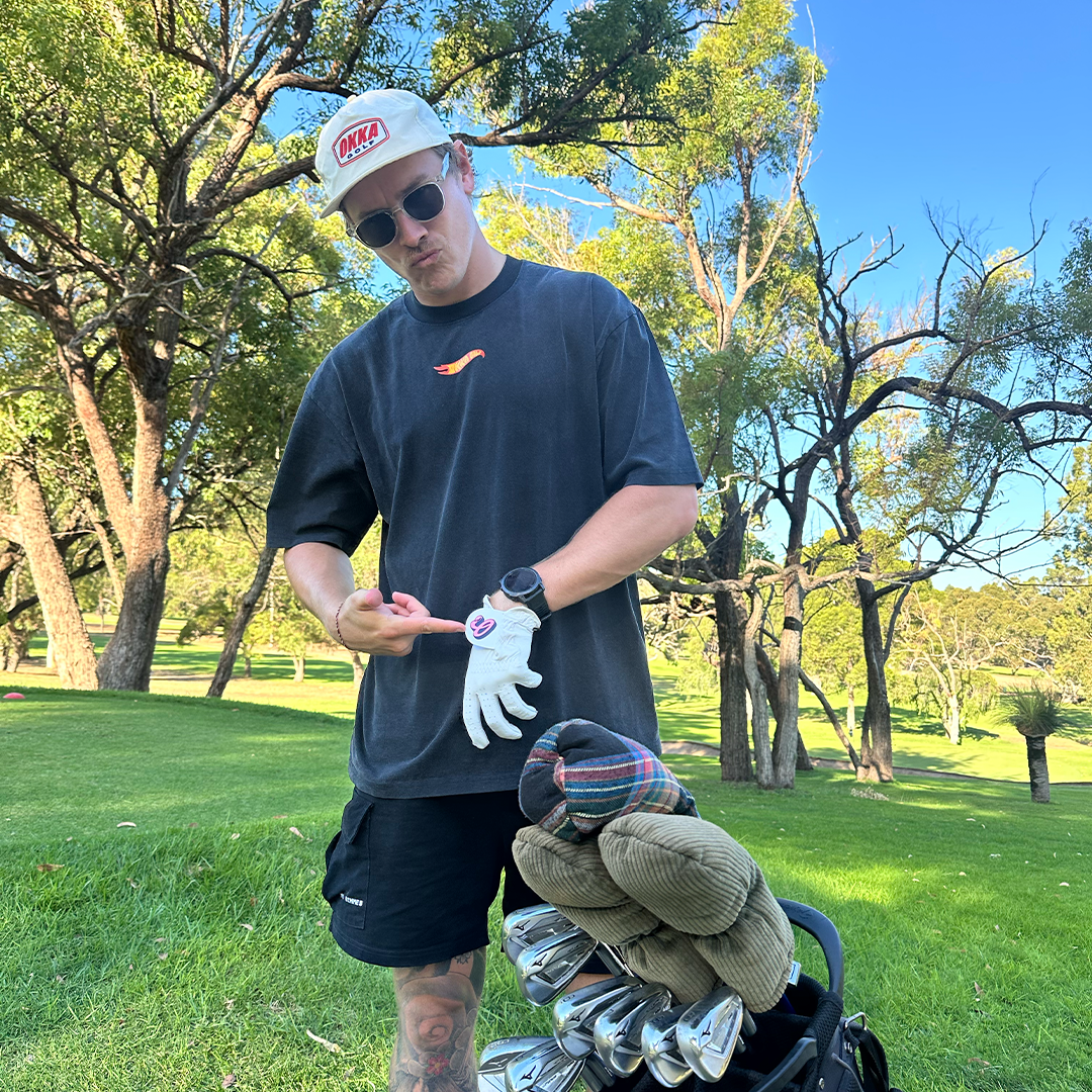 glove (lefties and righties avail)